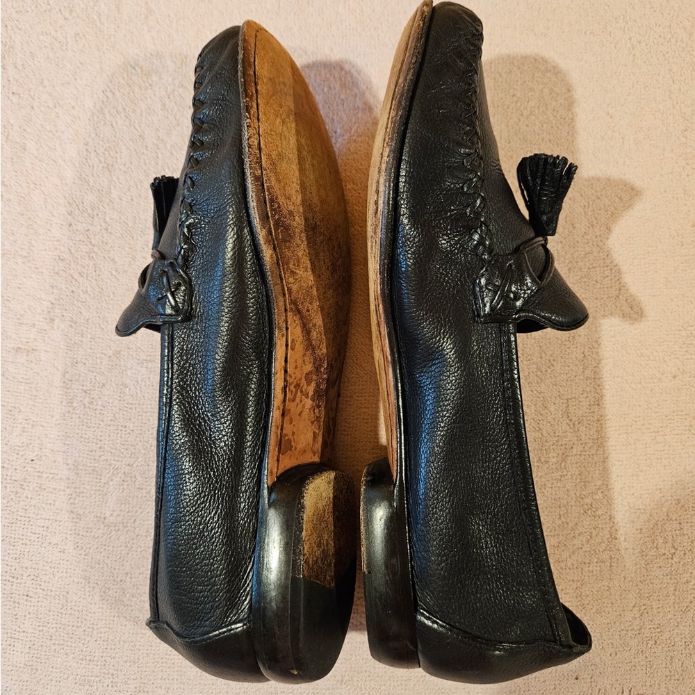 Cole Haan black vintage loafers, size 8.5 - Picture 7 of 8